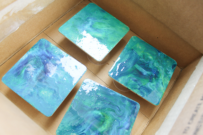 resin coasters with a marbling effect