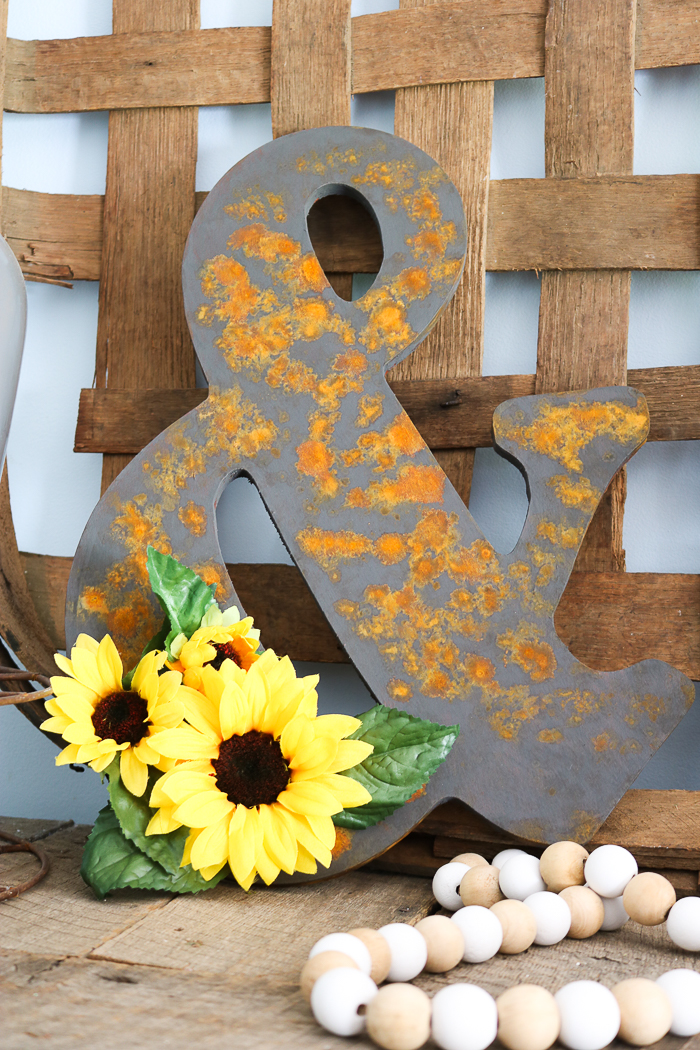 This rust effect paint is the perfect way to add a rustic vintage look to any craft