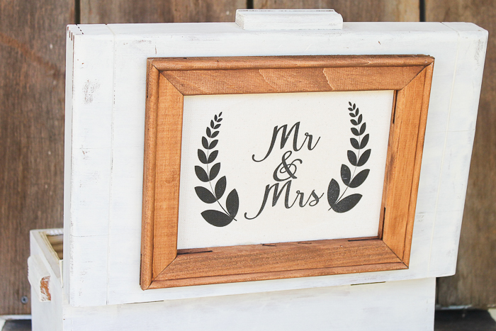 back of a keepsake box for a wedding