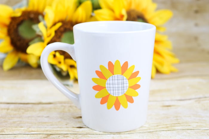 Download How to Layer Vinyl and a Free Sunflower SVG - The Country ...