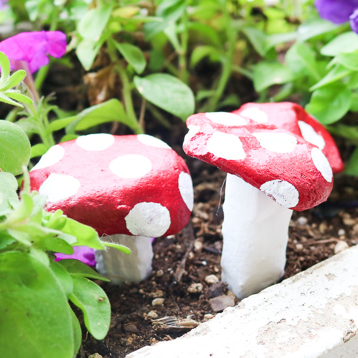 painted mushroom stones for a garden