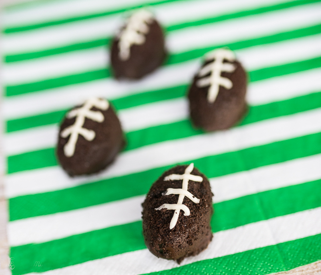 making oreo truffles that look like footballs