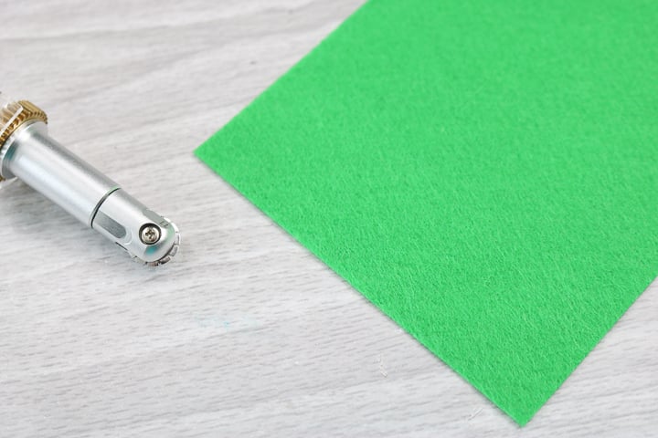 perf cut line on felt - with Perforation Blade