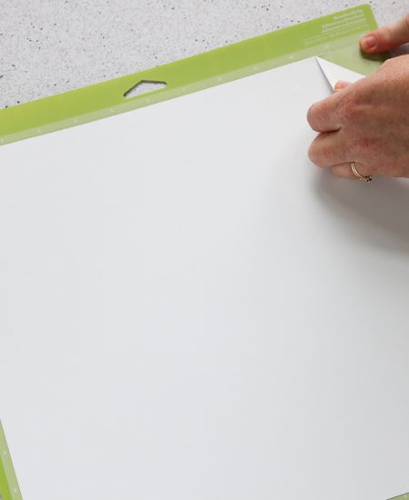 removing cricut vinyl from mat