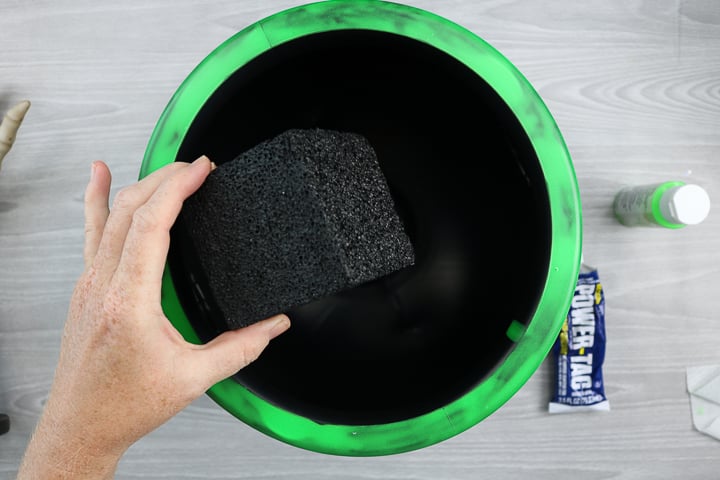 adding foam block inside bucket with glue