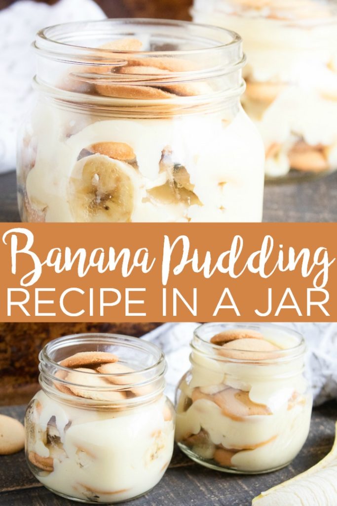 Make this easy banana pudding recipe today! YUM! Whip it up and add it to a mason jar for a party dessert idea! #bananapudding #recipe #dessert #masonjar #jar