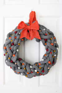 yarn wreath for fall