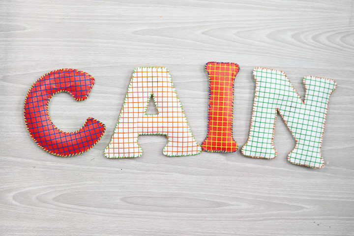 how to make fridge magnets that spell a name