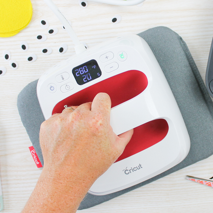 Cricut EasyPress Mini: Everything You Need to Know - Angie Holden