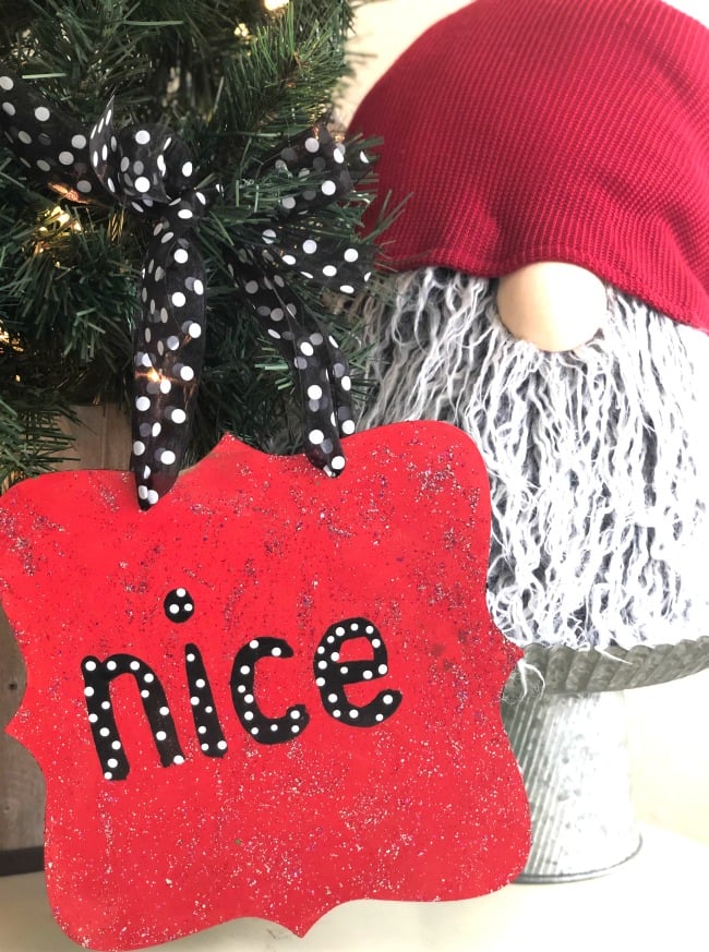 35 Glitter Crafts for the Holidays - Angie Holden The Country Chic