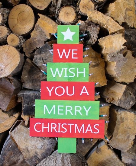 free svg to make a christmas sign