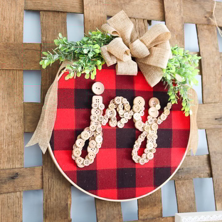 Embroidery Hoop Wreath for Christmas