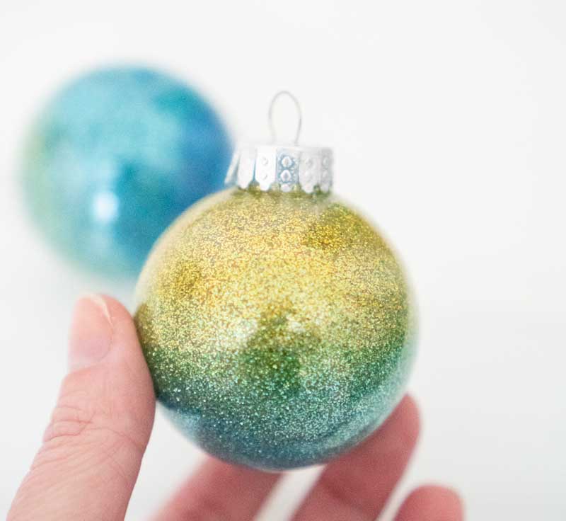 ombre-ornament