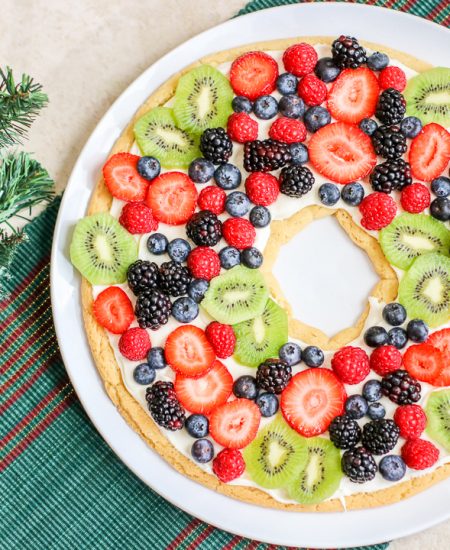 fruit pizza wreath