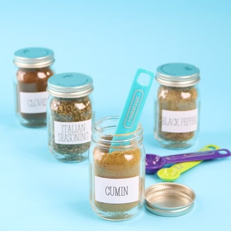 DIY Project: Easy-To-Label Spice Jars
