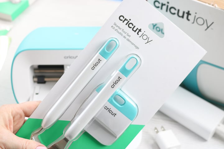 Cricut Joy Machine Beginner Bundle - Grip Mats, Tool Kit, Blade and eB