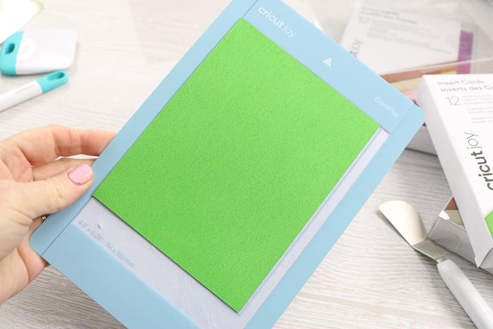 how to use the cricut card mat