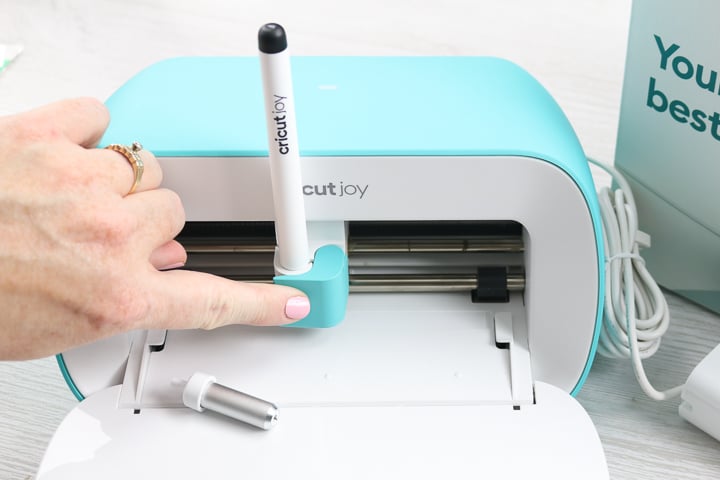 markers in cricut joy