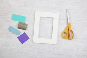 how to embellish a picture frame