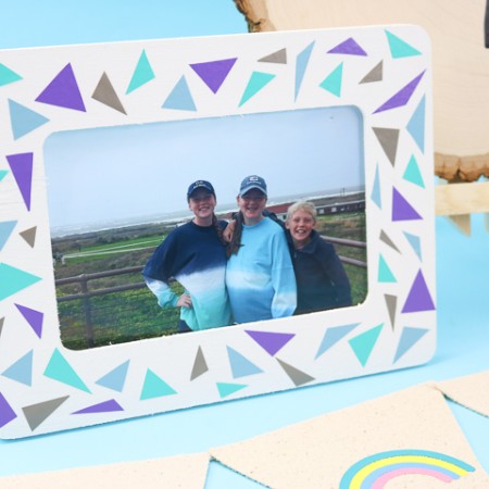 photo frame using scrap vinyl