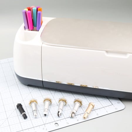 What Pens Can You Use in the Cricut Joy? - Angie Holden The Country Chic  Cottage