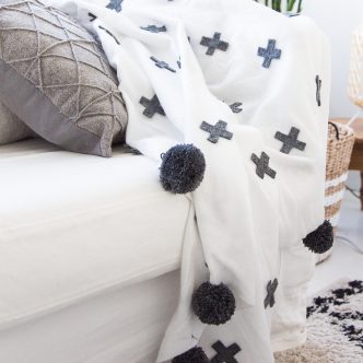 diy pom pom blanket