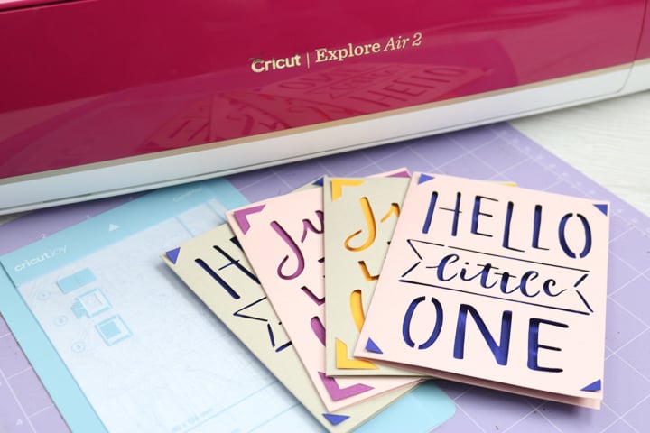 how to use the card mat on the cricut explore and maker