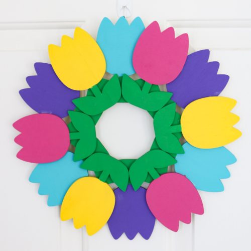 how to make a tulip wreath