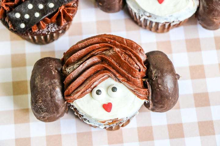 how to decorate princess leia cupcakes