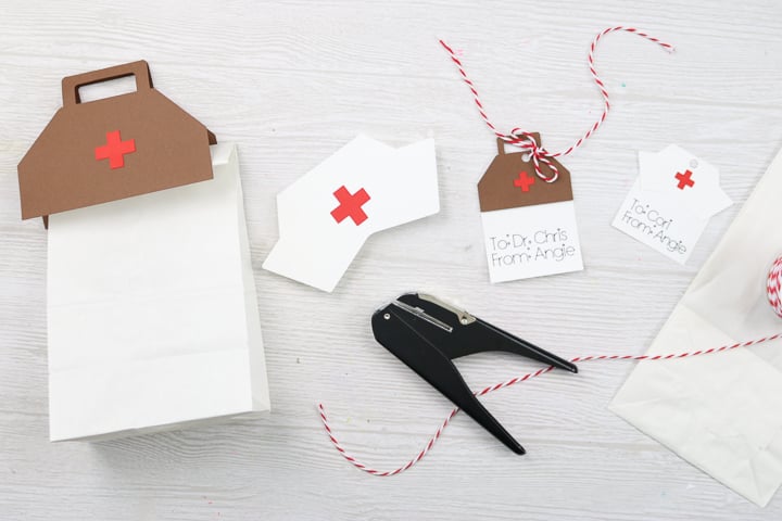 making healthcare appreciation gift tags