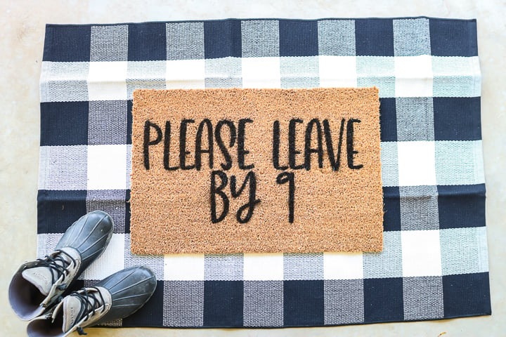 please leave by 9 doormat