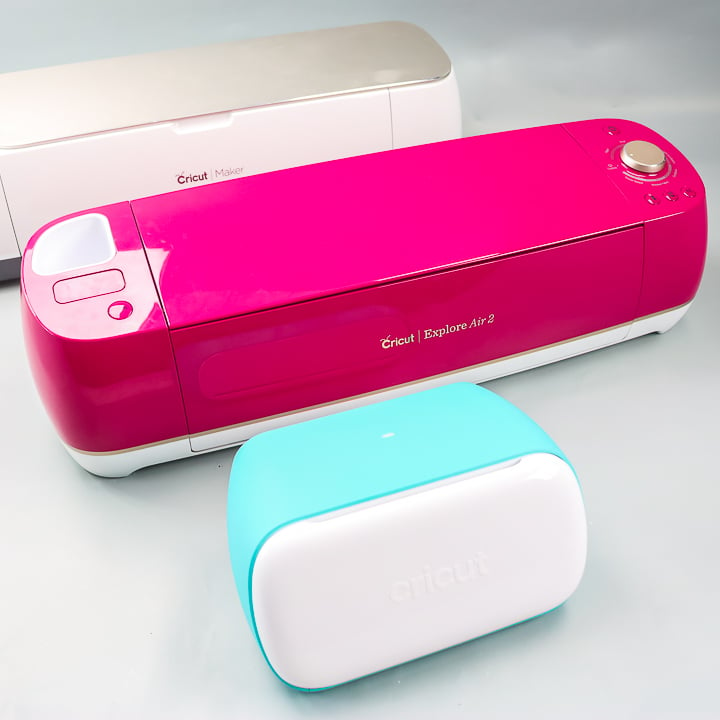 cricut maker explore and joy "class =" wp-image-71502 "srcset =" https://www.thecountrychiccottage.net/wp-content/uploads/2020/06/cricut-machine-comparison-28-of-31. jpg 720w, https://www.thecountrychiccottage.net/wp-content/uploads/2020/06/cricut-machine-comparison-28-of-31-300x300.jpg 300w, https://www.thecountrychiccottage.net/ wp-content / uploads / 2020/06 / cricut-machine-comparaison-28-of-31-150x150.jpg 150w, https://www.thecountrychiccottage.net/wp-content/uploads/2020/06/cricut-machine -comparison-28-of-31-360x361.jpg 360w, https://www.thecountrychiccottage.net/wp-content/uploads/2020/06/cricut-machine-comparison-28-of-31-332x332.jpg 332w , https://www.thecountrychiccottage.net/wp-content/uploads/2020/06/cricut-machine-comparison-28-of-31-500x500.jpg 500w, https://www.thecountrychiccottage.net/wp- content / uploads / 2020/06 / cricut-machine-comparaison-28-of-31-610x610.jpg 610w "tailles =" (largeur max: 720px) 100vw, 720px