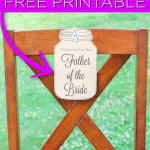 Imprimez ces pancartes de chaise de mariage gratuitement et utilisez-les pour réserver des sièges à votre mariage pour les parents et les grands-parents. Parfait pour un mariage rustique entre eux! #wedding #rustic #masonjar #printable #freeprintable