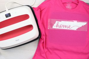 pressing glitter heat transfer vinyl with a cricut easypress