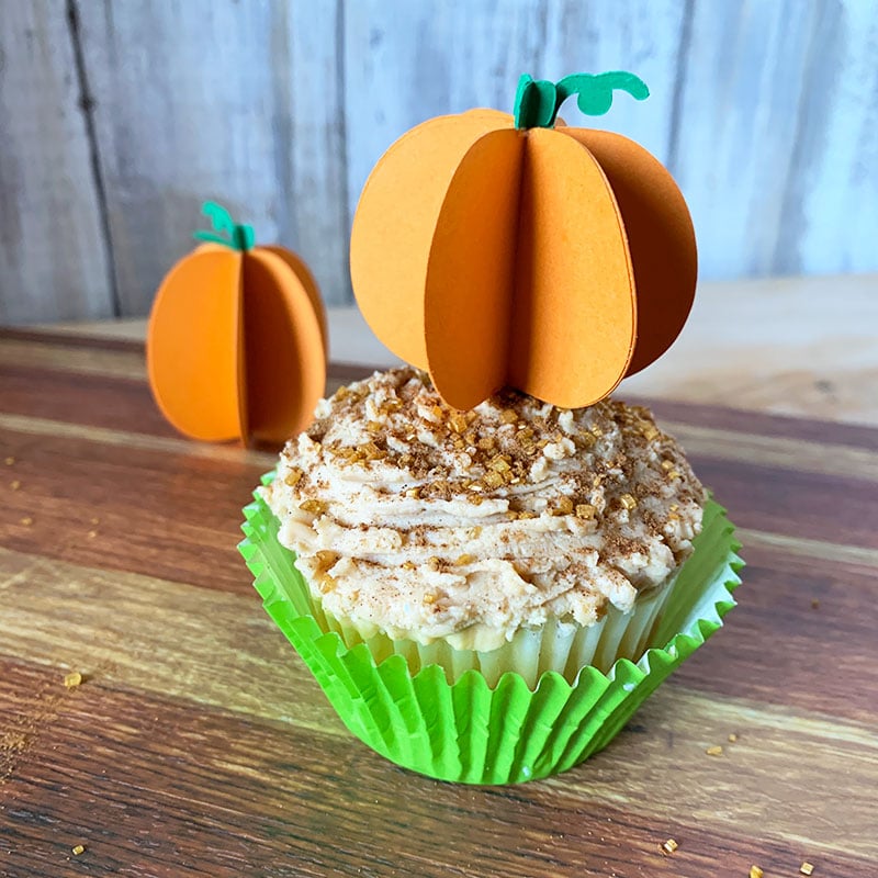 topper de petit gâteau d'automne