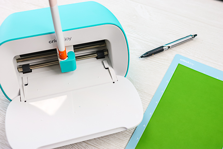 What Pens Can You Use in the Cricut Joy? - Angie Holden The