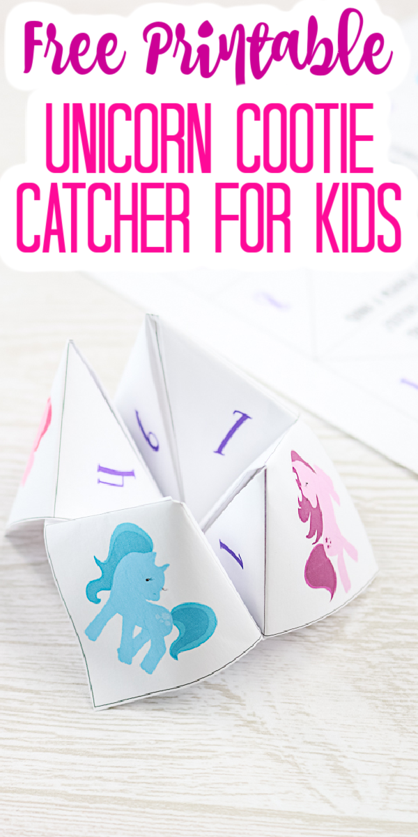 Grab this free printable unicorn cootie catcher for your kids! They will love playing with this fortune teller for hours! #unicorn #cootiecatcher #printable #freeprintable