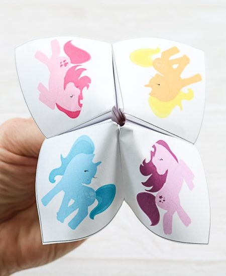 cootie catcher with unicorns