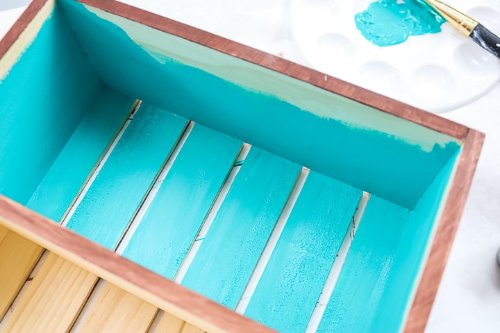 painting a wood crate