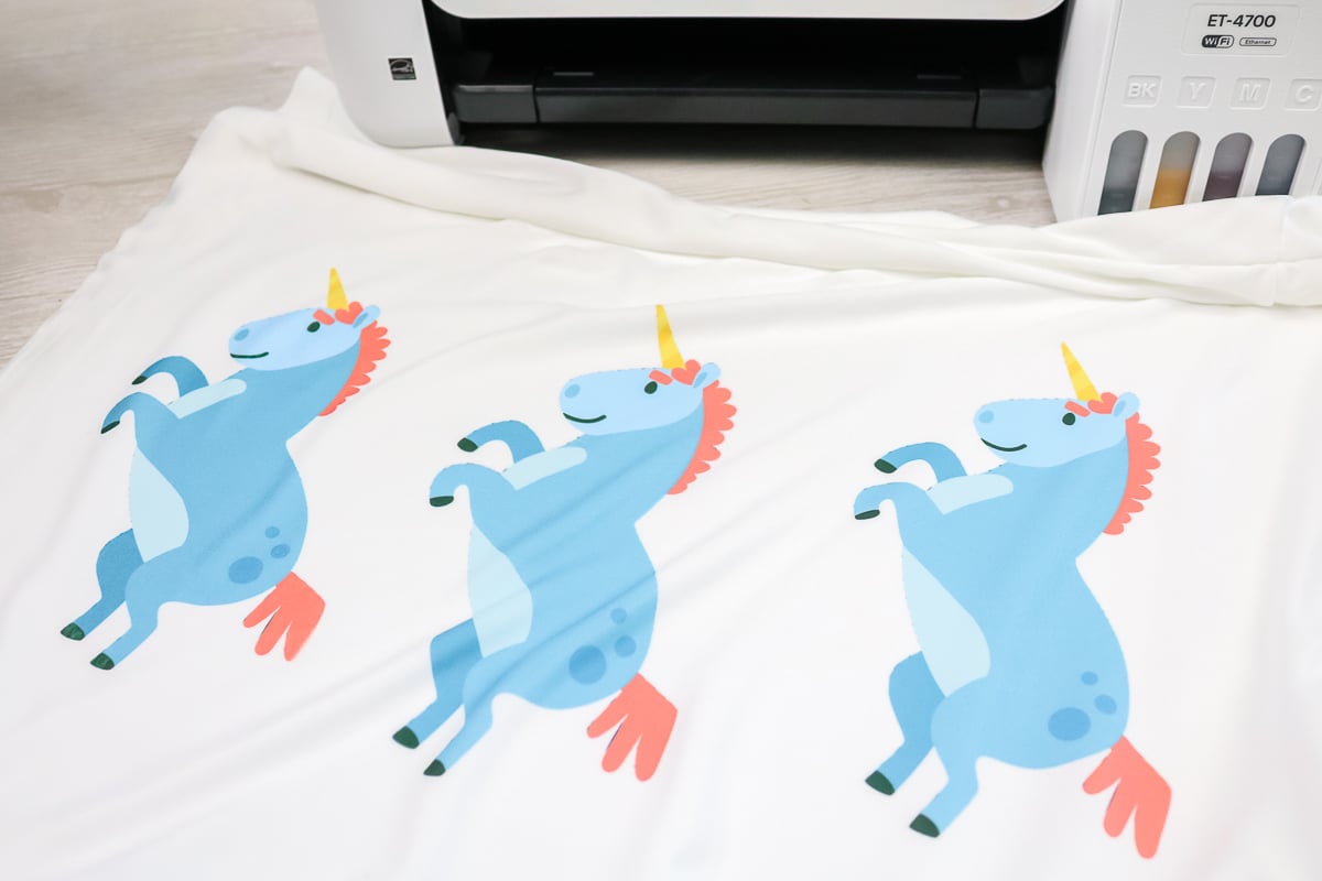 shirt with three unicorns for comparison