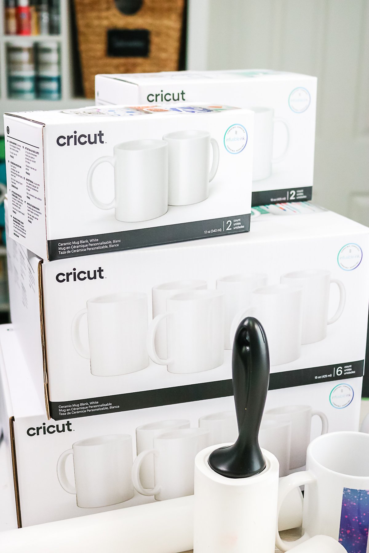 tasses cricut dans une boîte