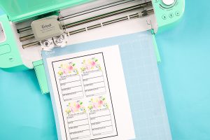 cutting wedding advice cards with a cricut