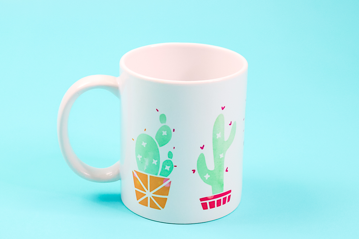 tasse avec un design de cactus