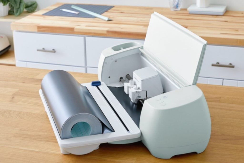 Cricut Explore 3 vs Explore Air 2: What's the Difference?, by Mac Xavier