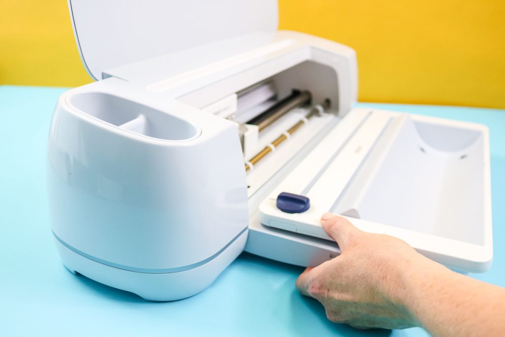 Cricut Roll Holder How to Use This Attachment Angie Holden The