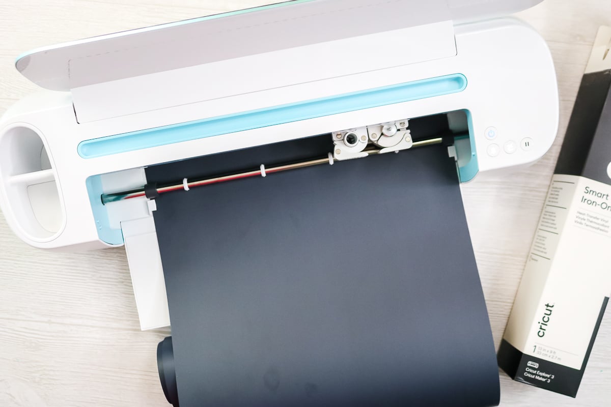 using cricut maker to cut smart materials