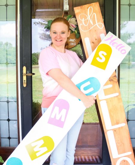 making front porch signs with a cricut