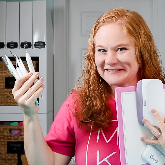 Cricut Starter Kit Bundle - Explore Air 2