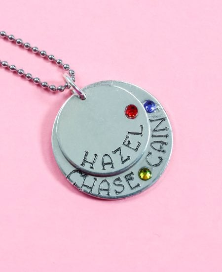 diy names necklace with a cricut