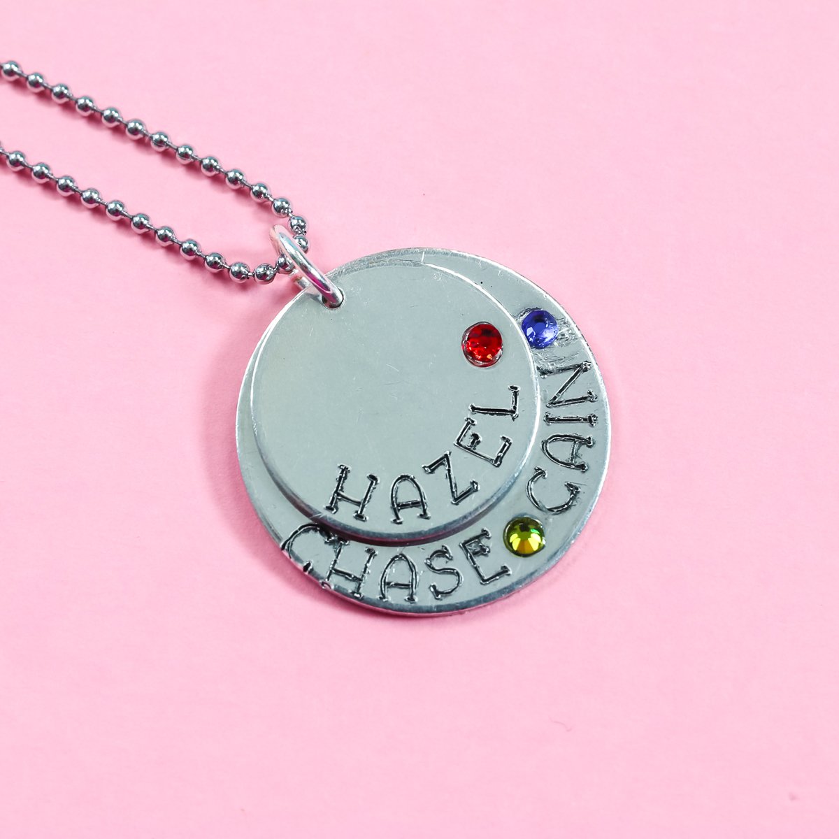 diy names necklace with a cricut